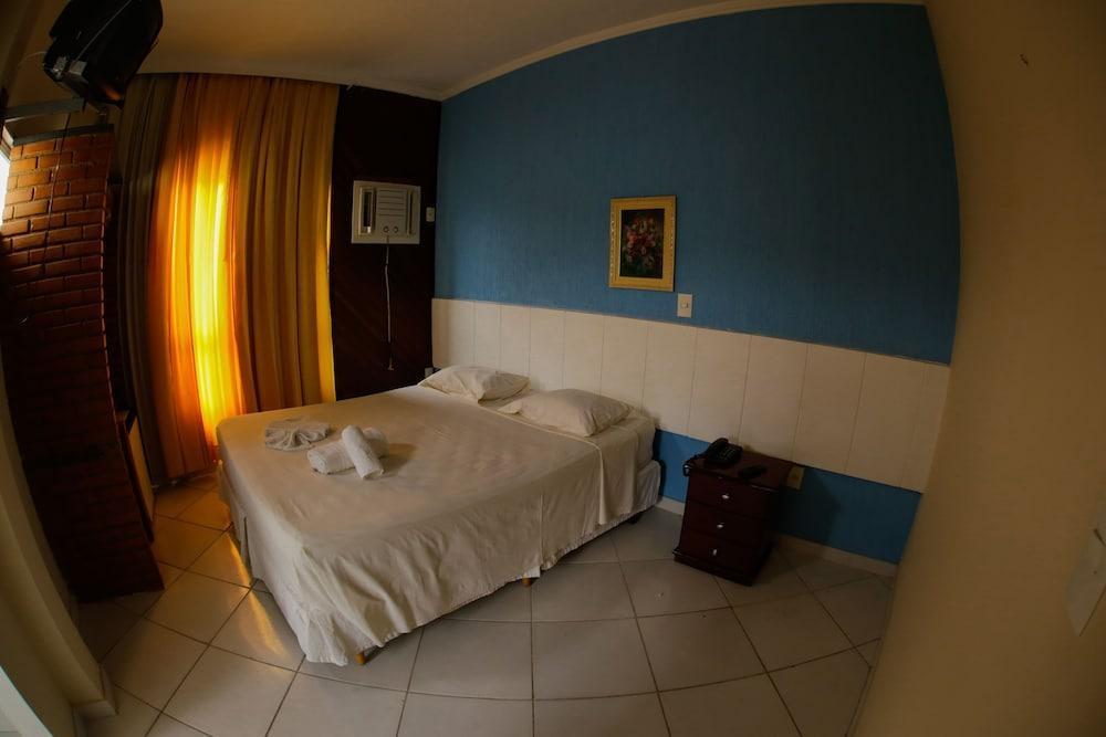 Acropolis Marina Hotel อังกราโดสเฮย์ส ภายนอก รูปภาพ